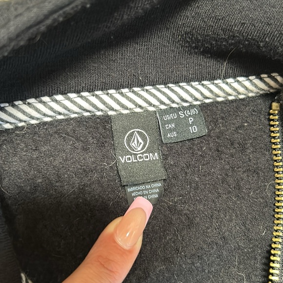 Volcom sweater - Picture 2 of 2